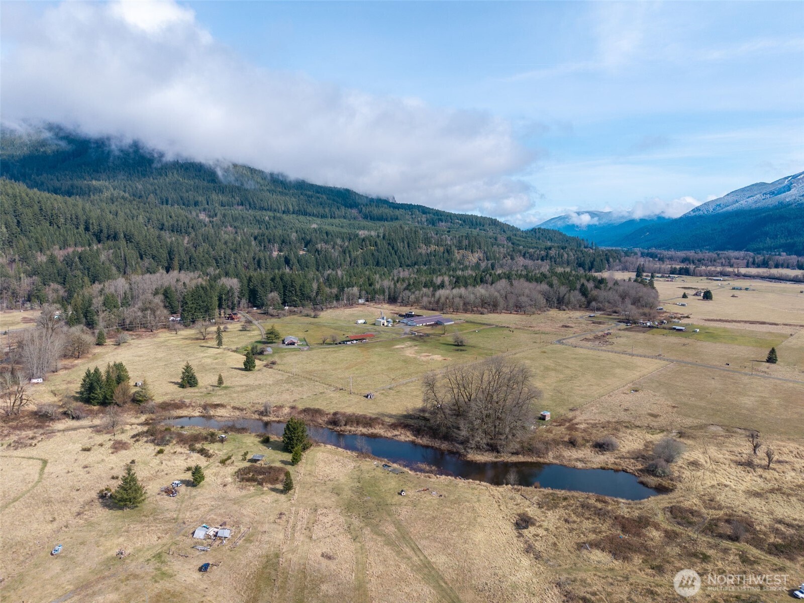 241 Pompey Peak Dr/104 Horseshoe Property Photo 4