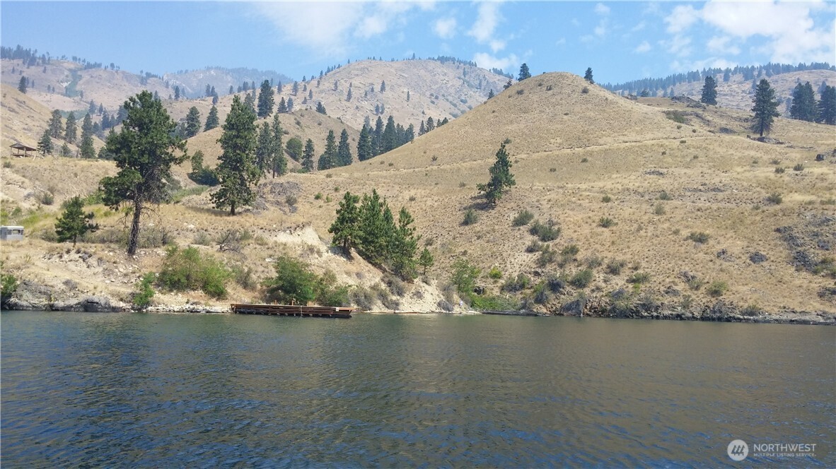 1 Waterway Property Photo 2