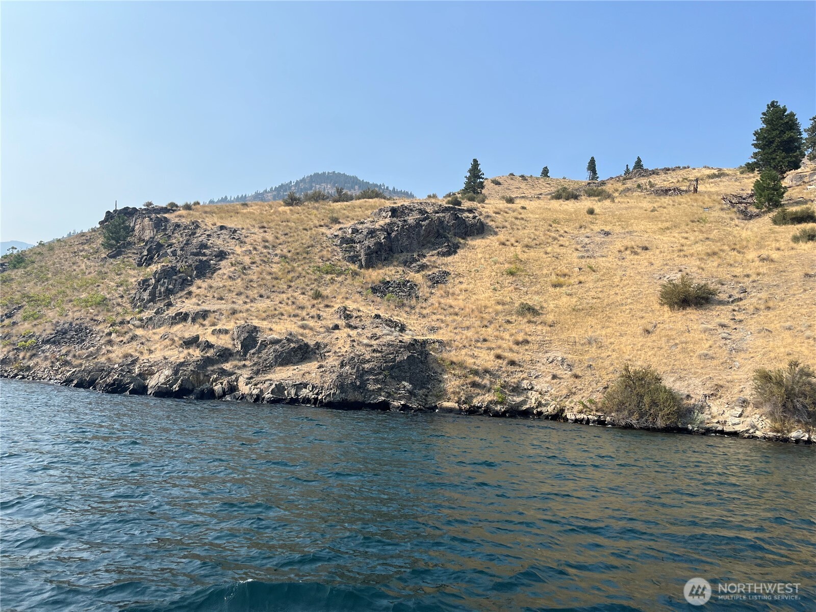 1 Waterway Property Photo 16