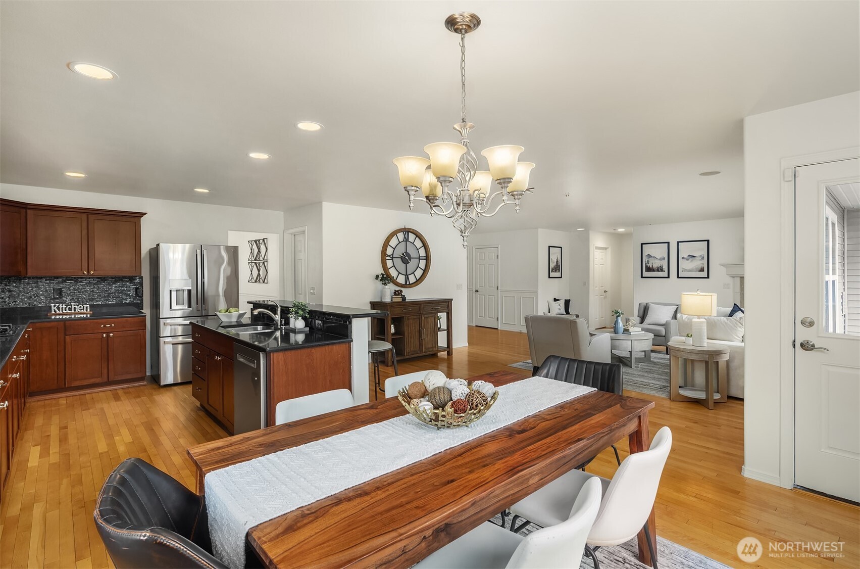 2121 248 Place Property Photo 13