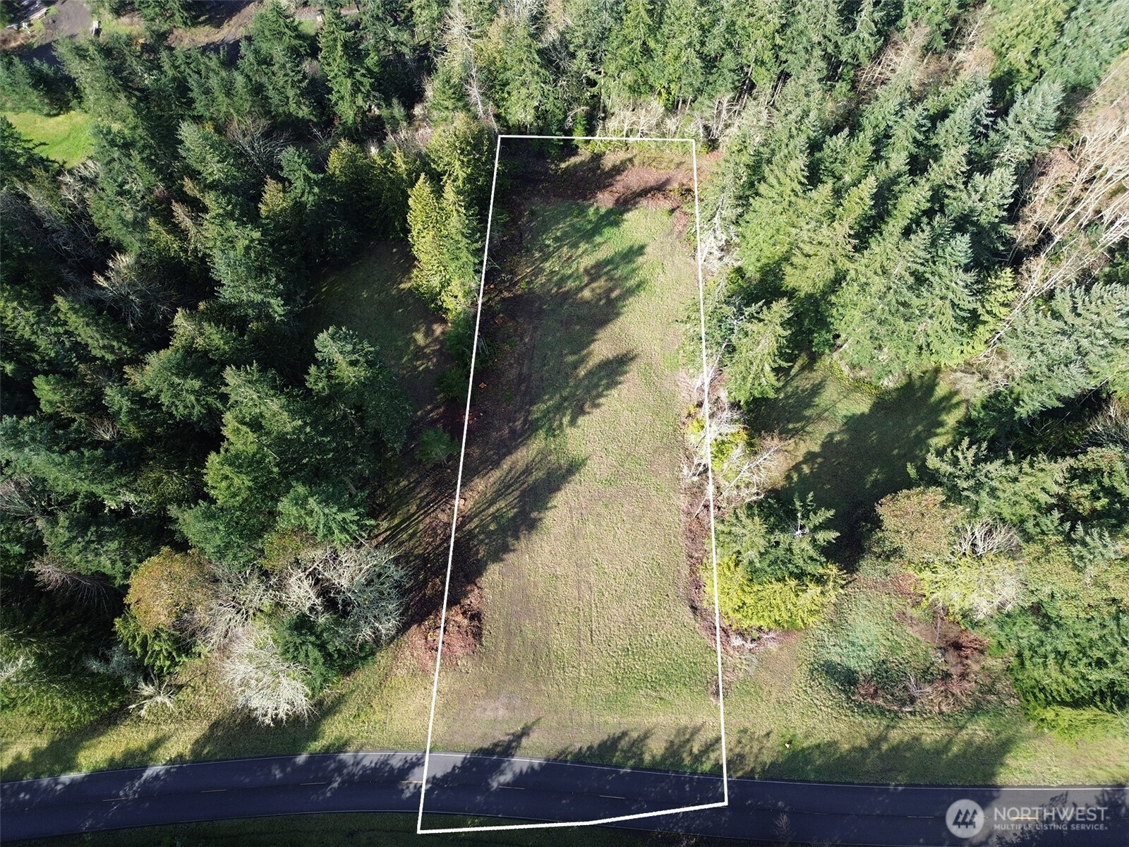999 Fox Hollow Road Property Photo 5