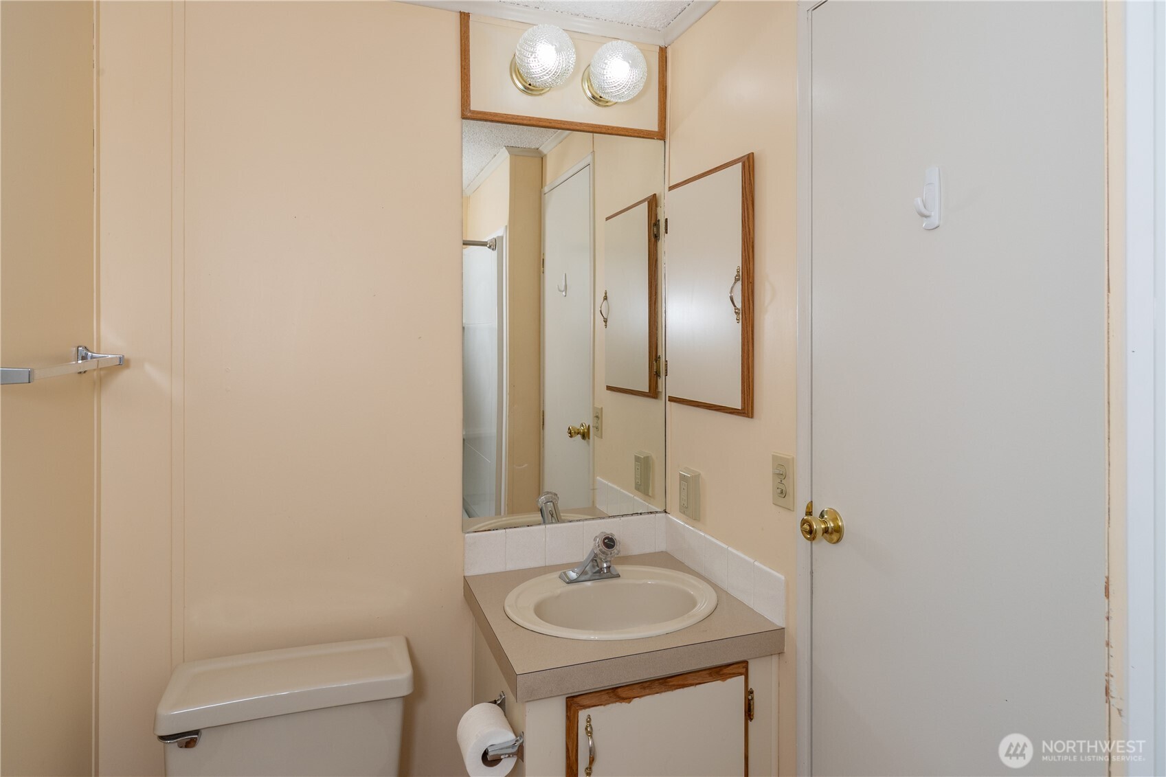 562 Nw Silver Glen Lane Property Photo 15