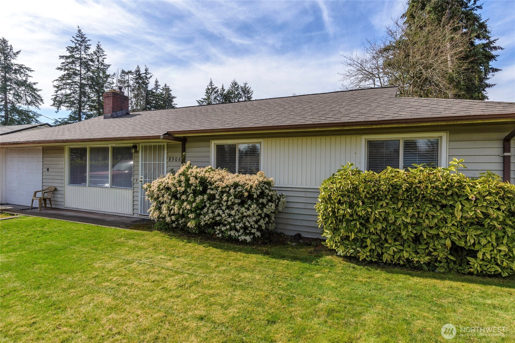 8906 Lenox Avenue Property Photo 1