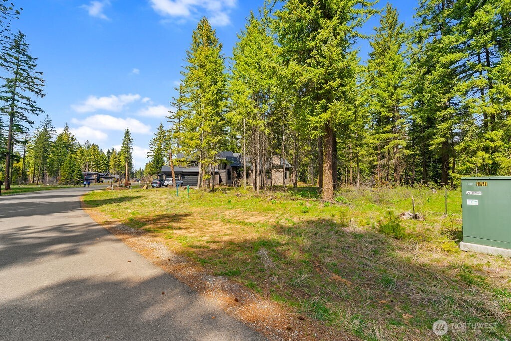 14 Rainbow Court Property Photo 2
