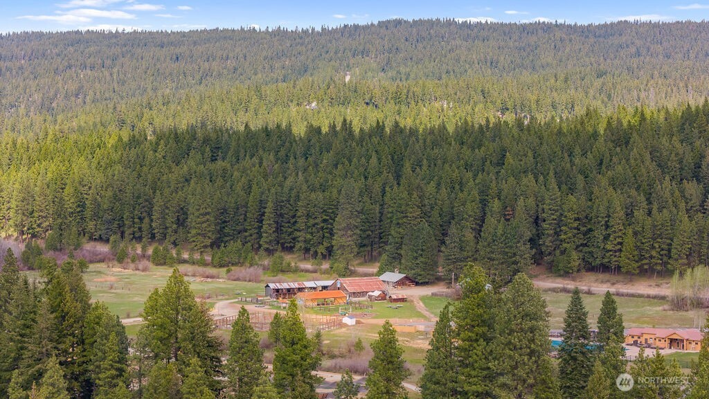 14 Rainbow Court Property Photo 12