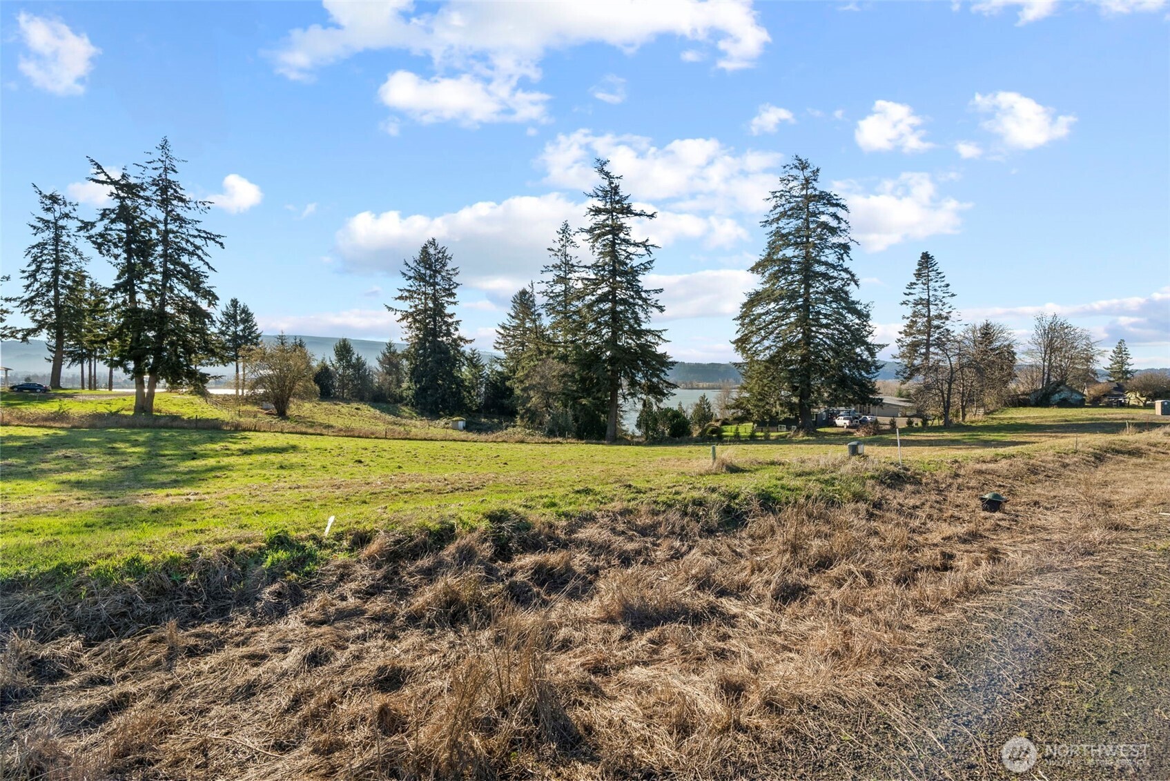 37 Sunnyfield Drive Property Photo 4