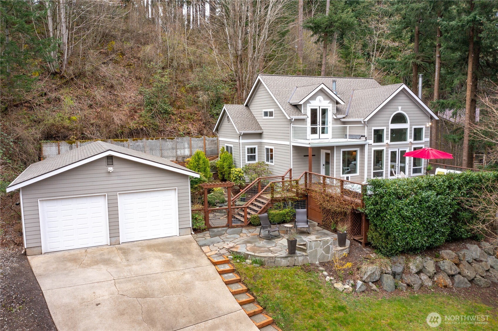 400 N Chuckanut Drive Property Photo