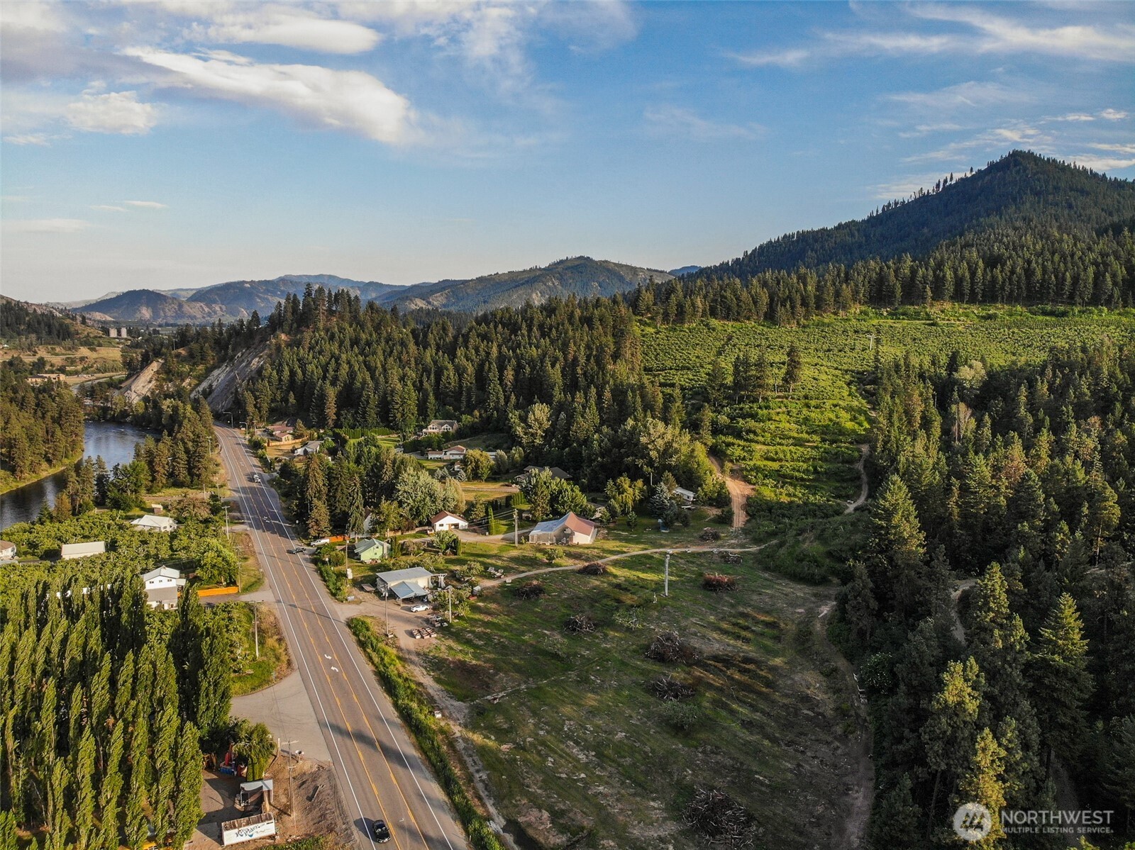 10801 Us Hwy 2 Property Photo 1