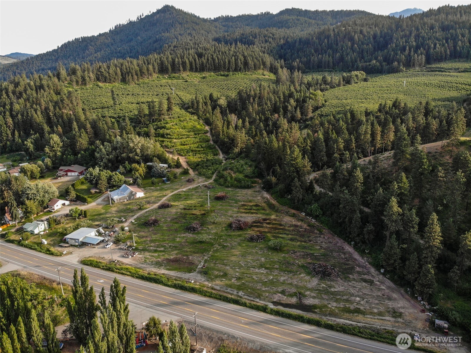 10801 Us Hwy 2 Property Photo 2
