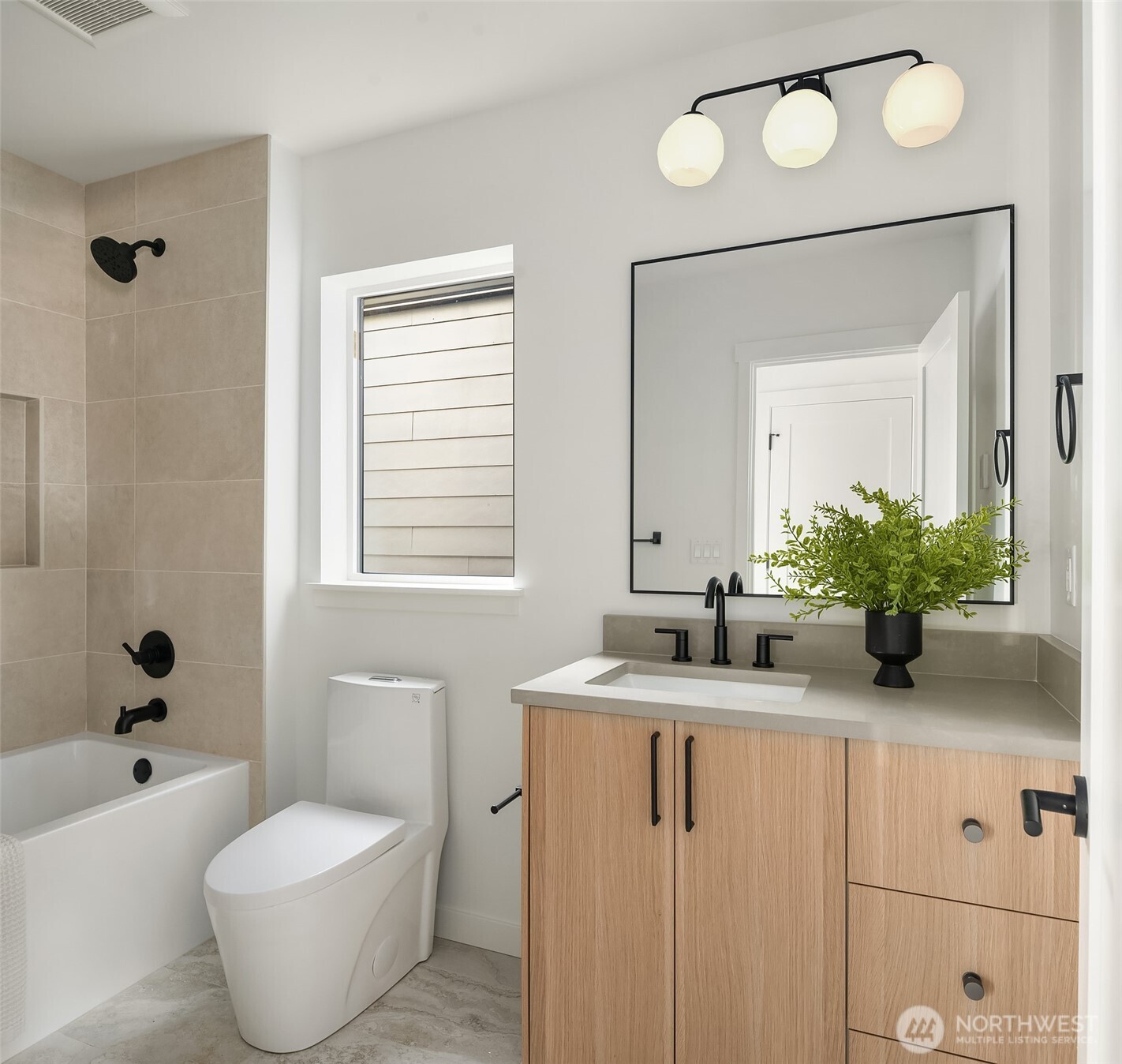 335 Nw 47th Street Property Photo 11