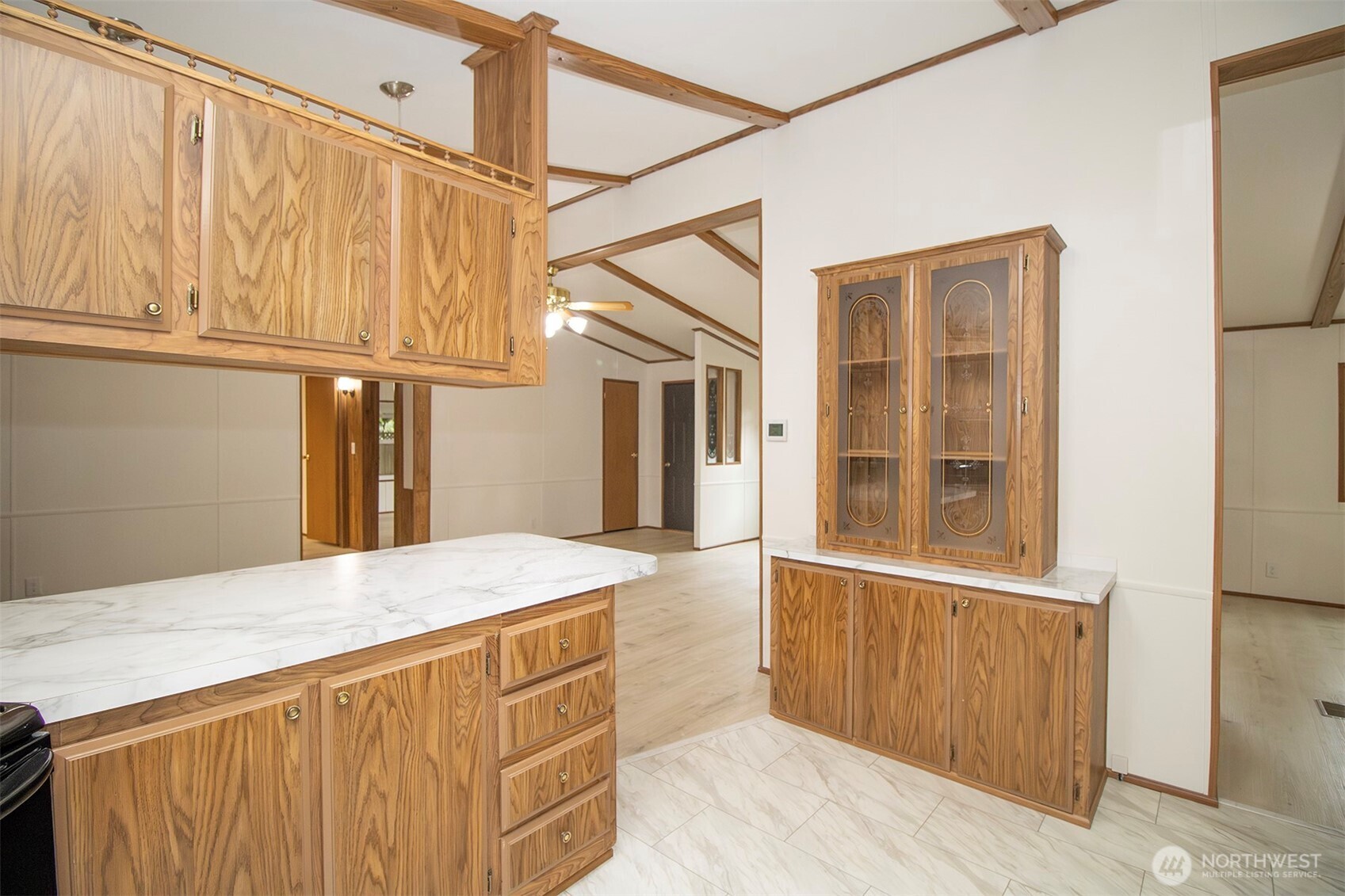 3805 College Street 6 Property Photo 9