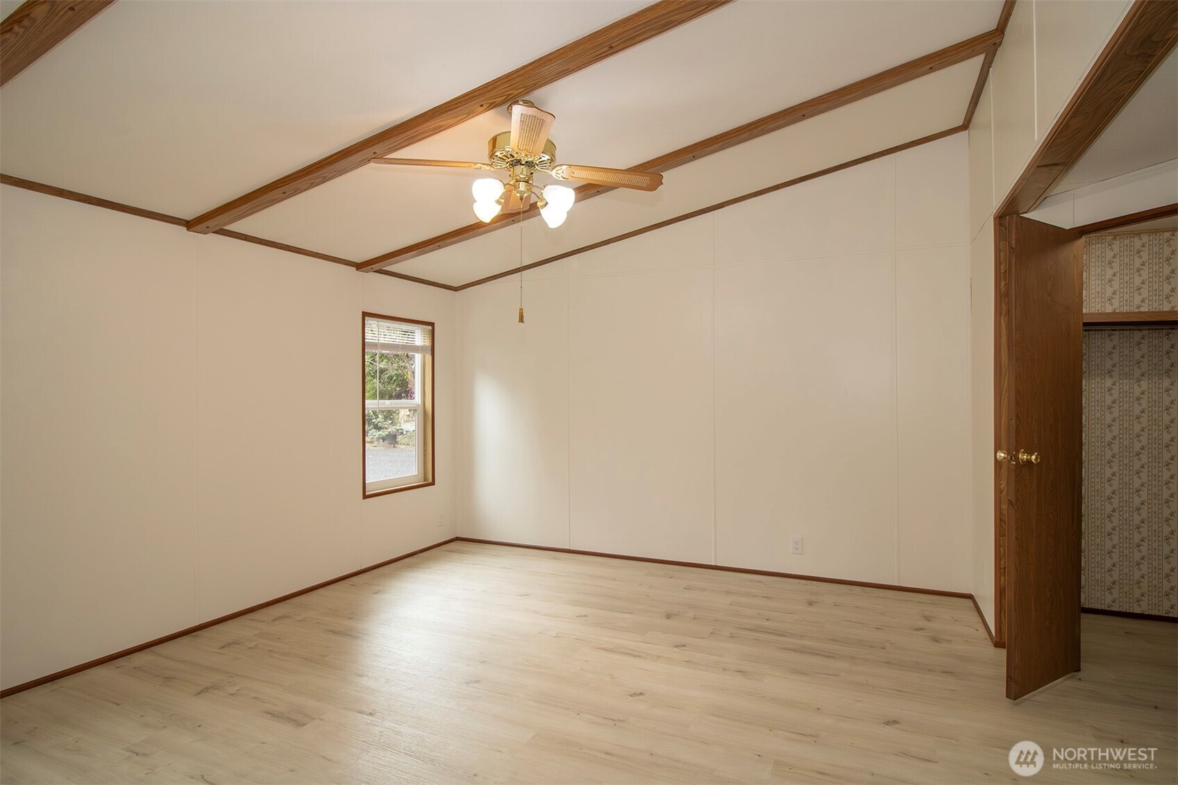 3805 College Street 6 Property Photo 15