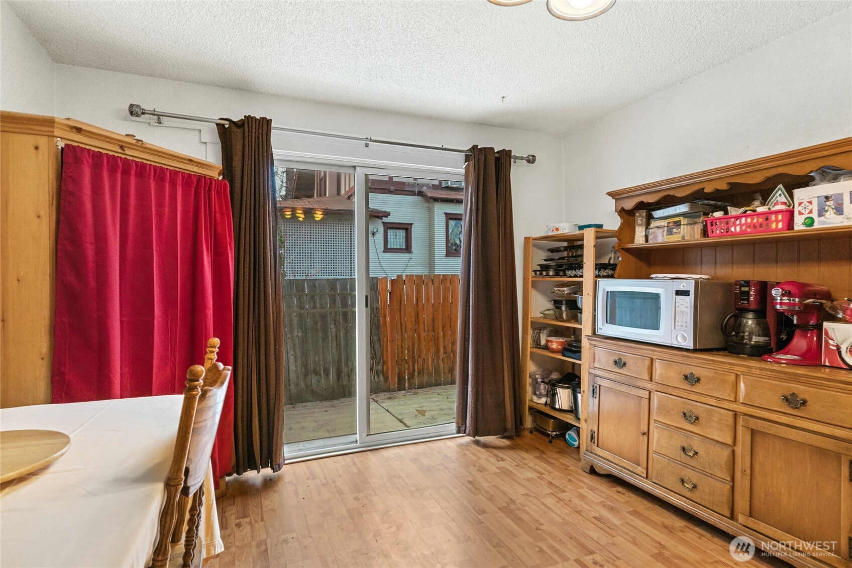 110 N Delaware Avenue A/b Property Photo 9