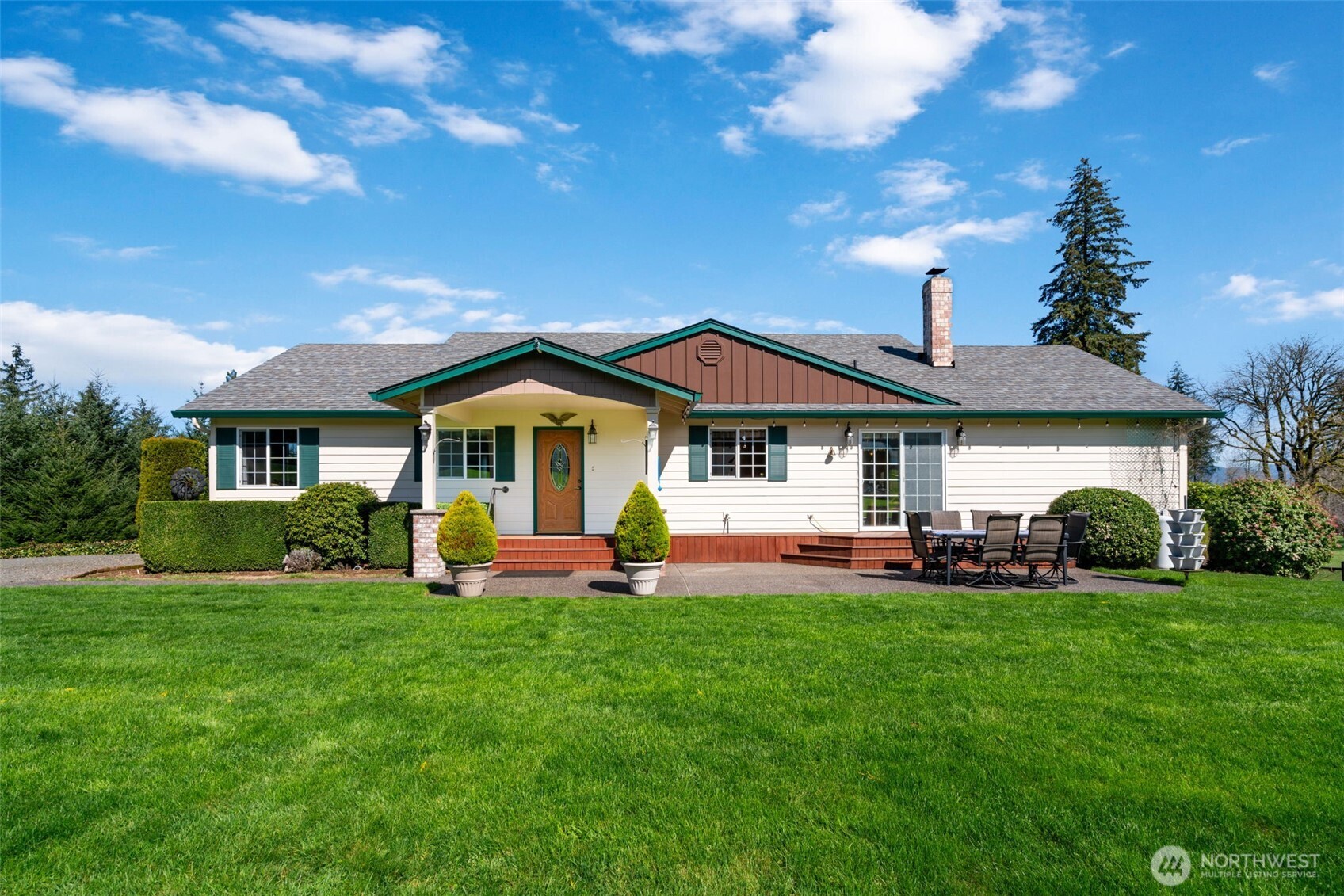 20520 Ne Fargher Lake Highway Property Photo
