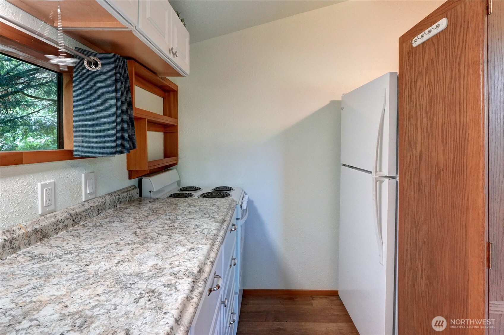 14310 200th Avenue Property Photo 8