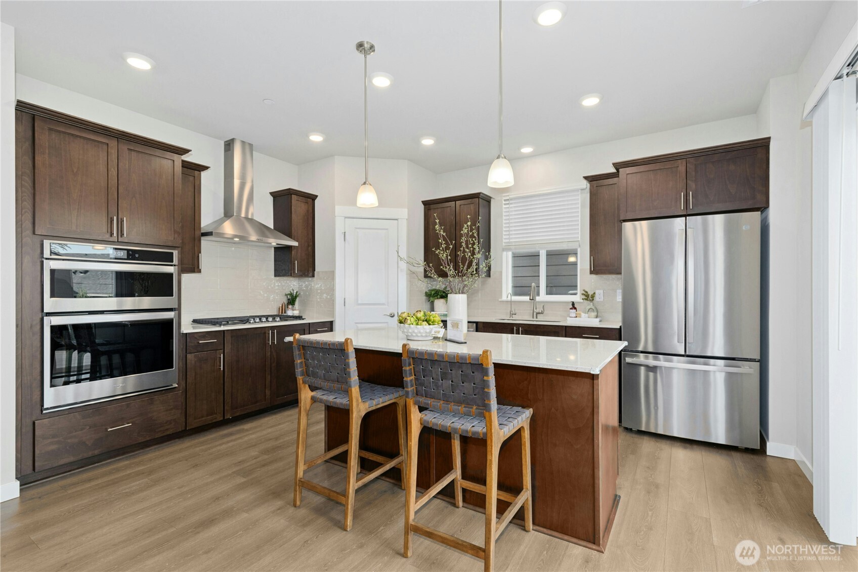 21123 Meridian Drive Property Photo 11
