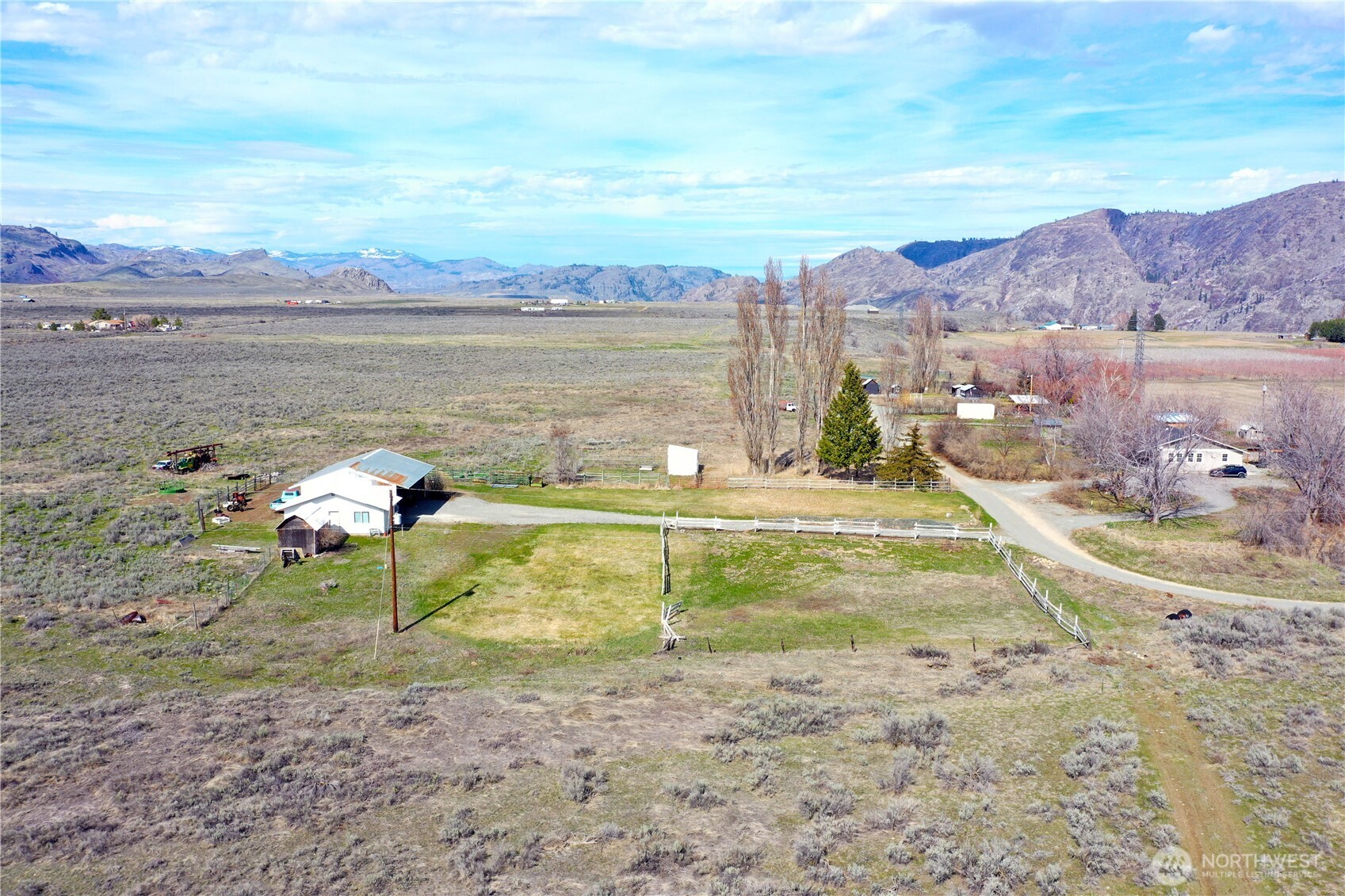 35 Peacock Lane Property Photo 6