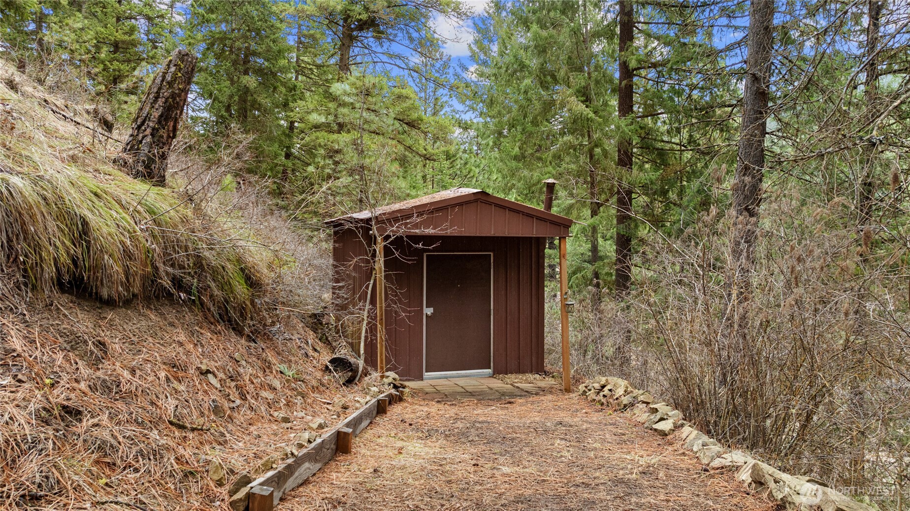 11 Cougar Gulch Road Property Photo 3