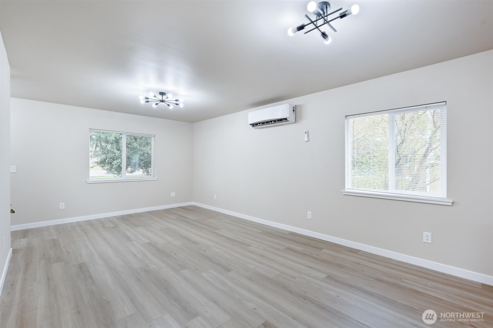 1202 N Pacific Avenue Property Photo 7