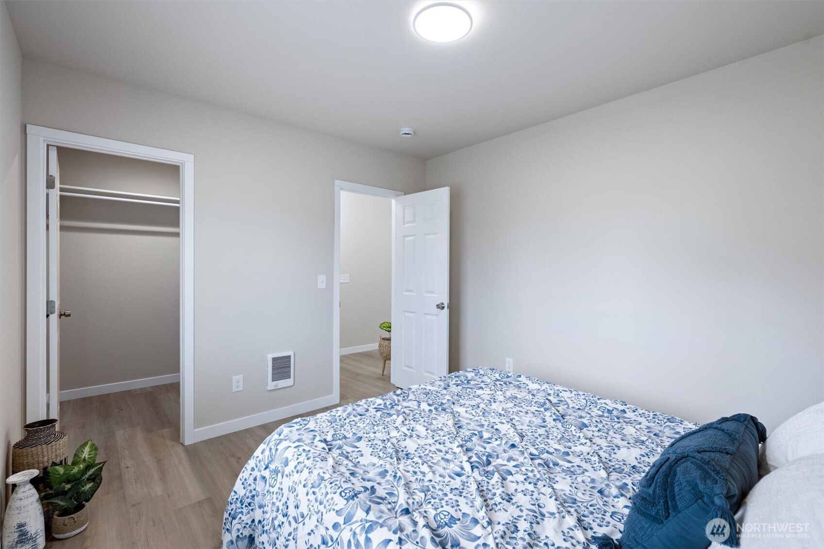 1202 N Pacific Avenue Property Photo 24