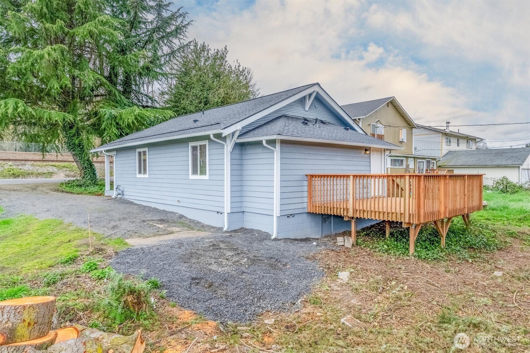 1202 N Pacific Avenue Property Photo 30