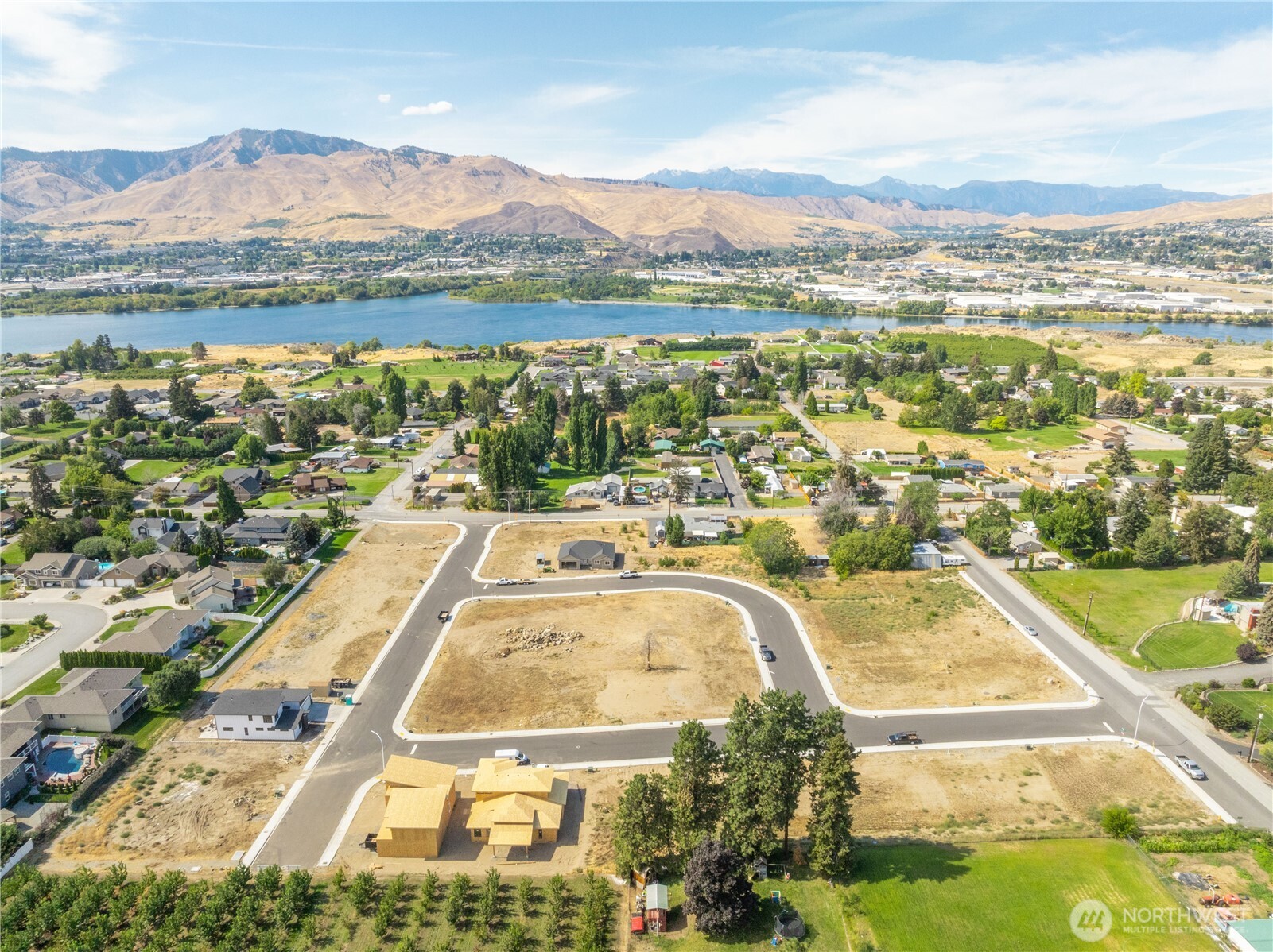 3255 NW Brianna (Lot 13) Avenue Property Photo 1
