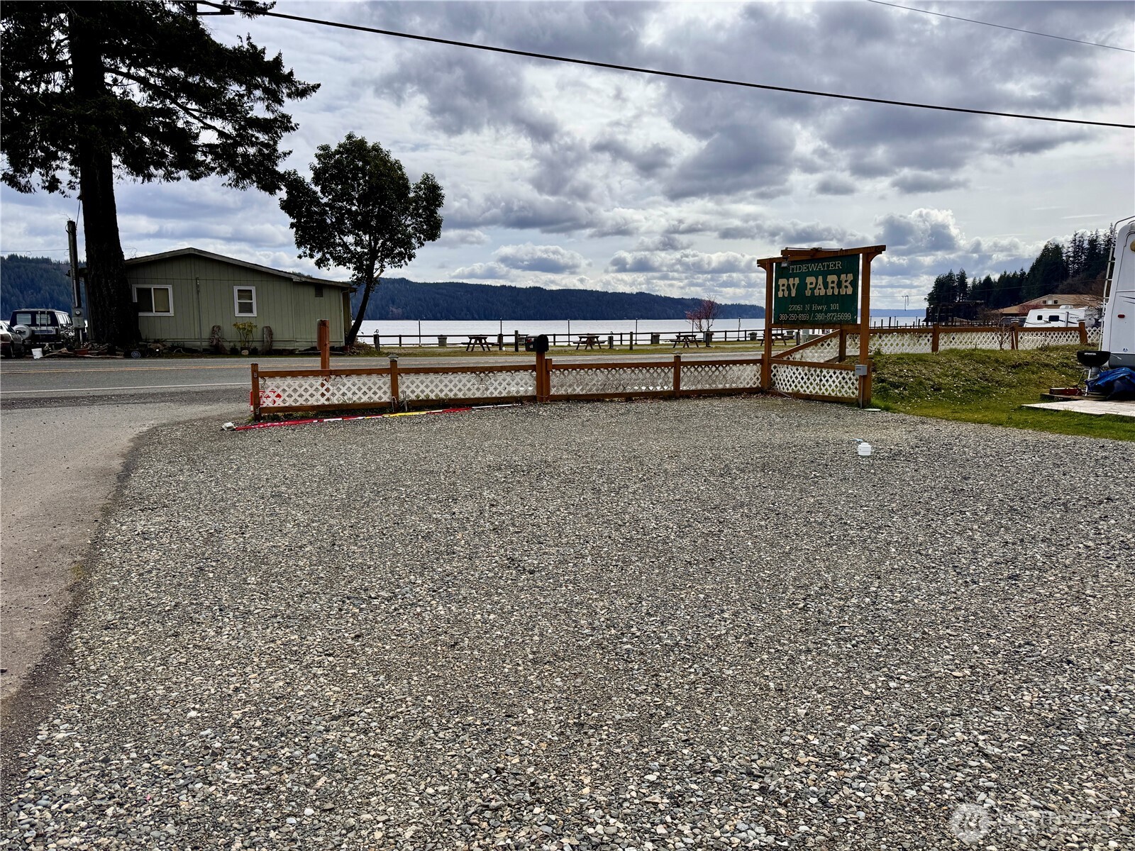 27051 N Us Highway 101 6 Property Photo
