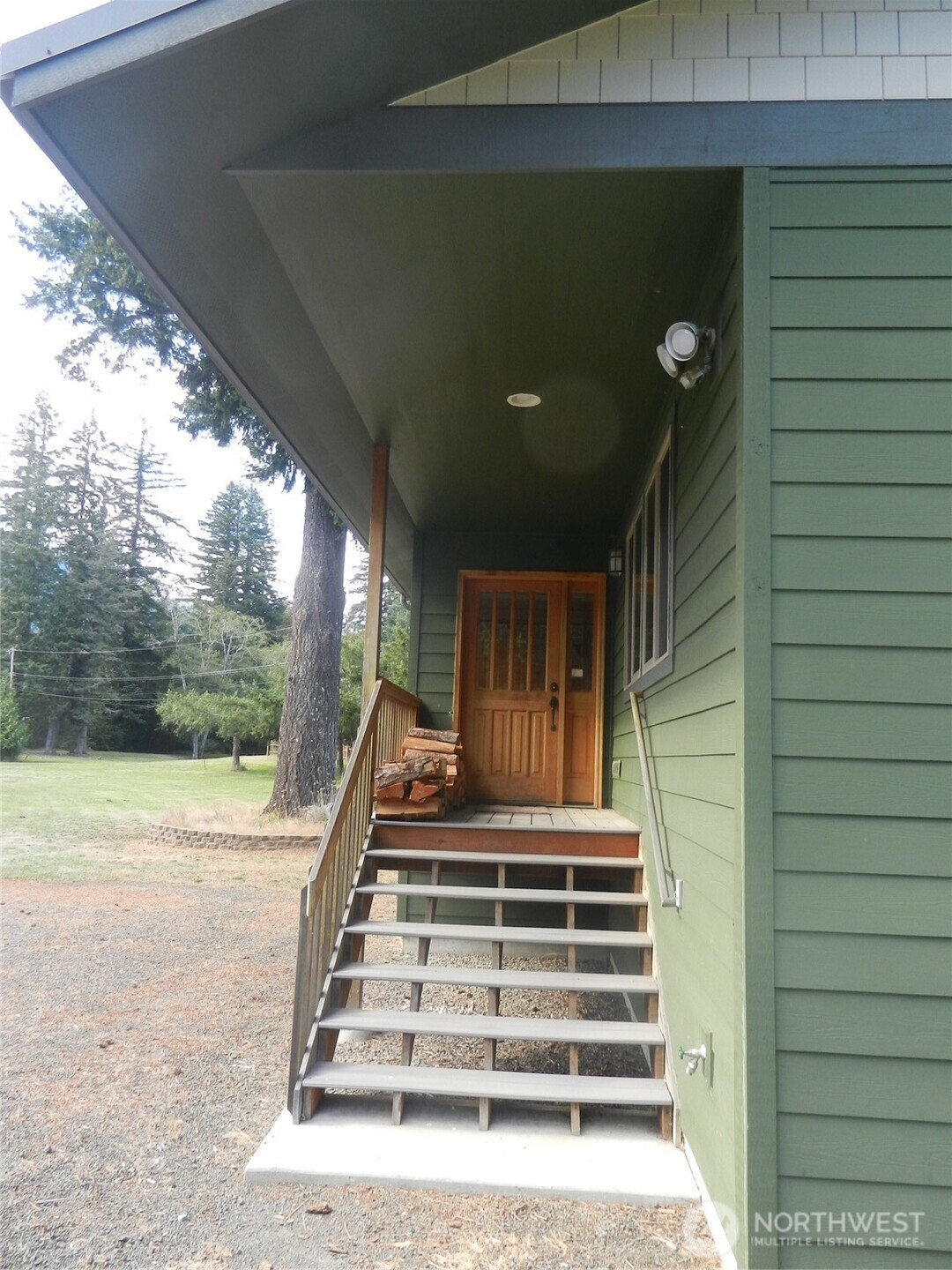 293935 Hwy 101 Property Photo 10