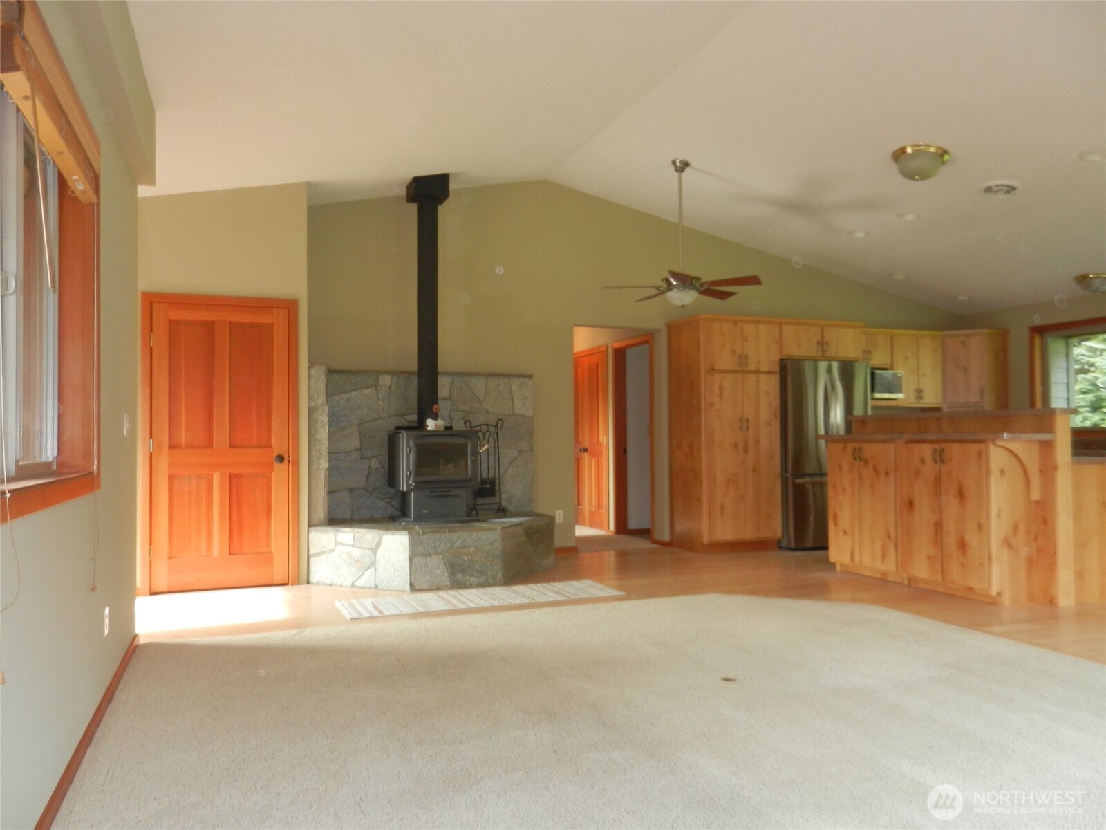 293935 Hwy 101 Property Photo 13