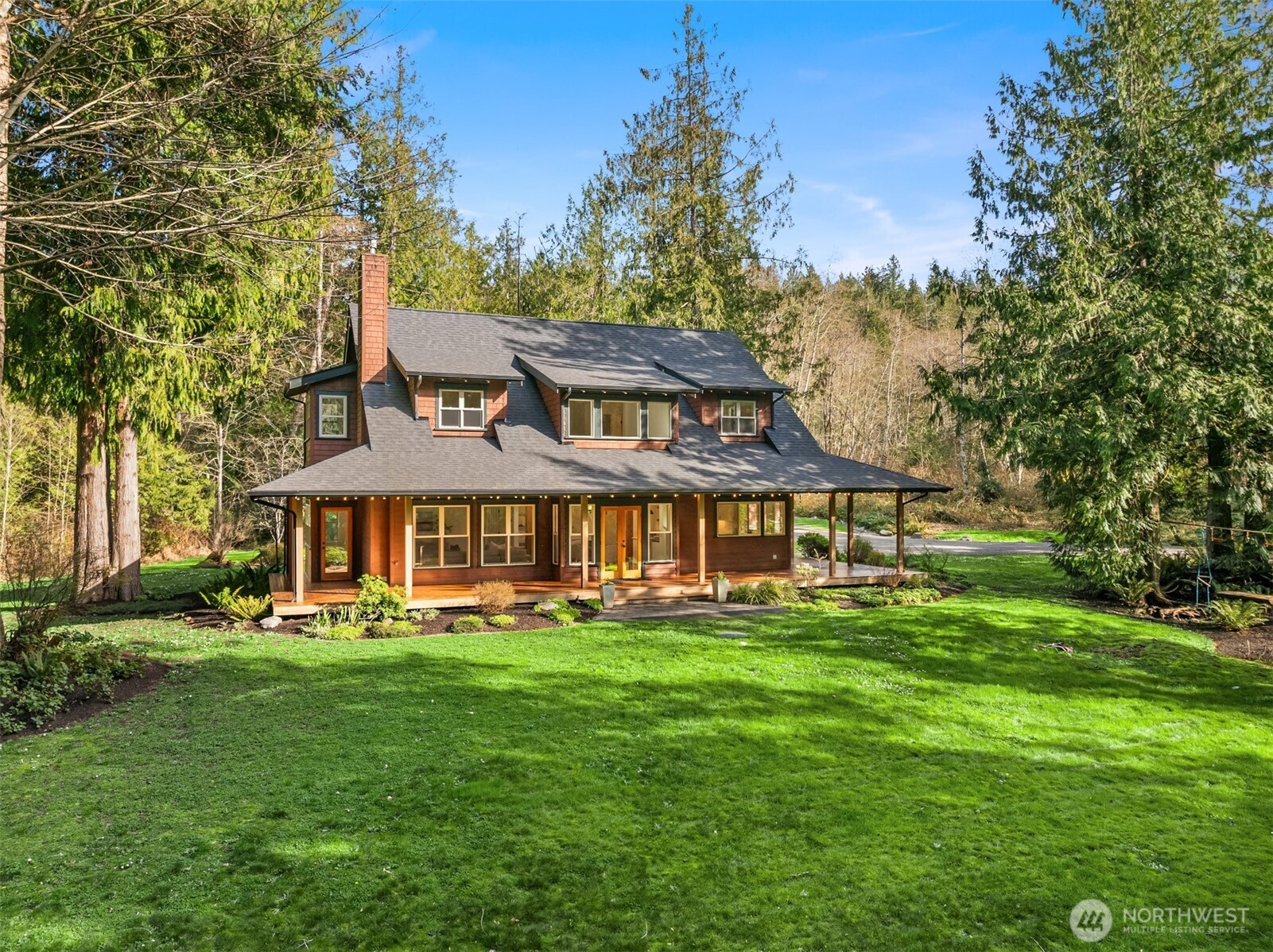 Eagledale Real Estate Listings Main Image