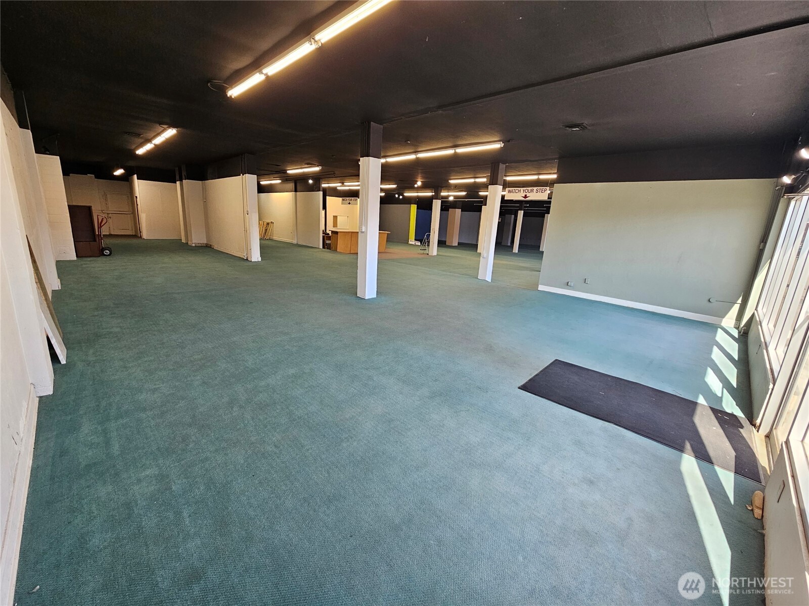736 S Wenatchee Avenue Property Photo 8