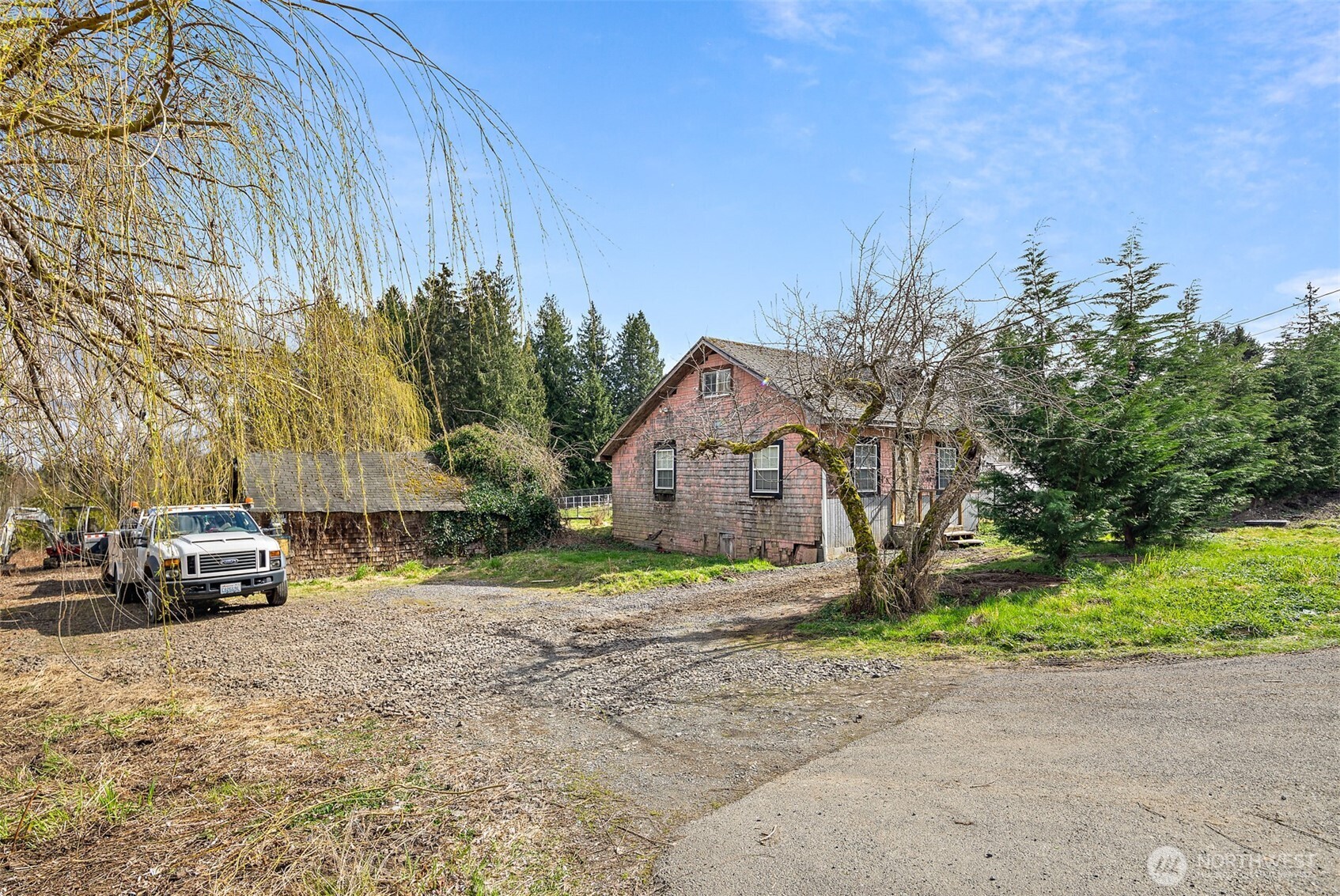 3211 103rd Avenue Property Photo 5