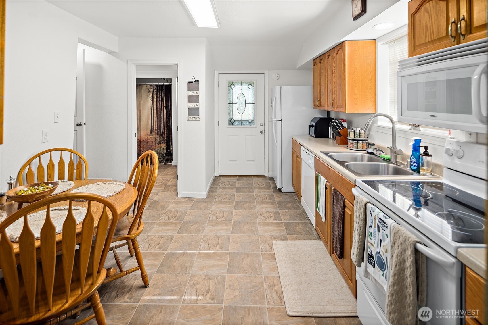 3211 103rd Avenue Property Photo 11