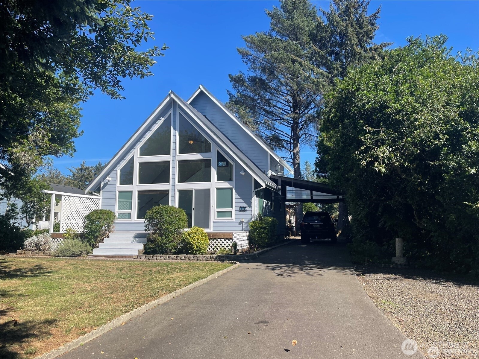 130 S Oar Loop Property Photo 1