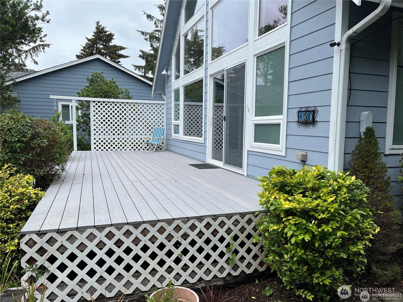 130 S Oar Loop Property Photo 2