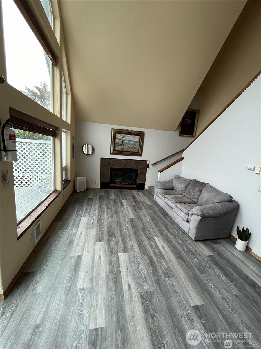 130 S Oar Loop Property Photo 14