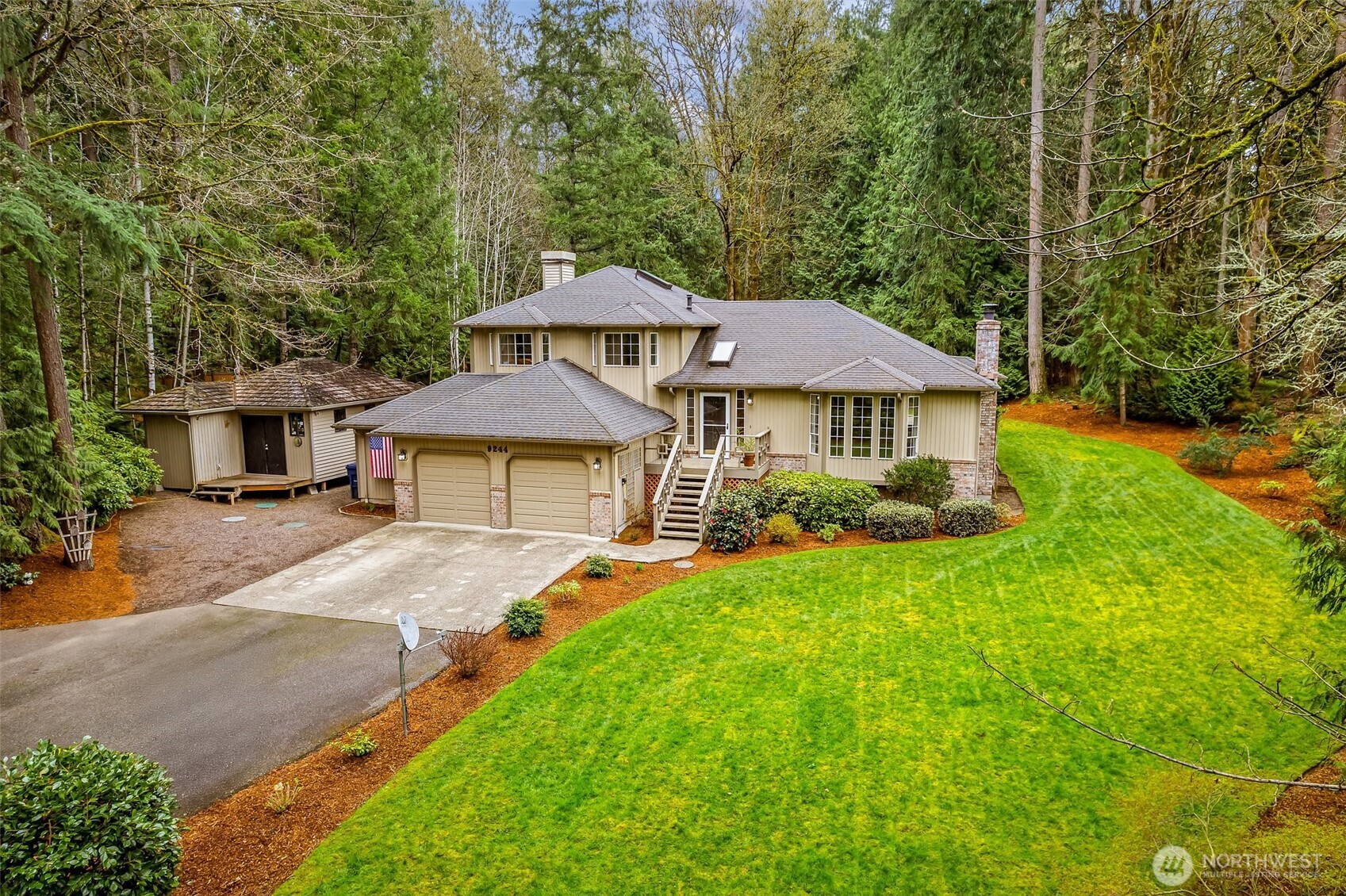 9244 215th Avenue Property Photo