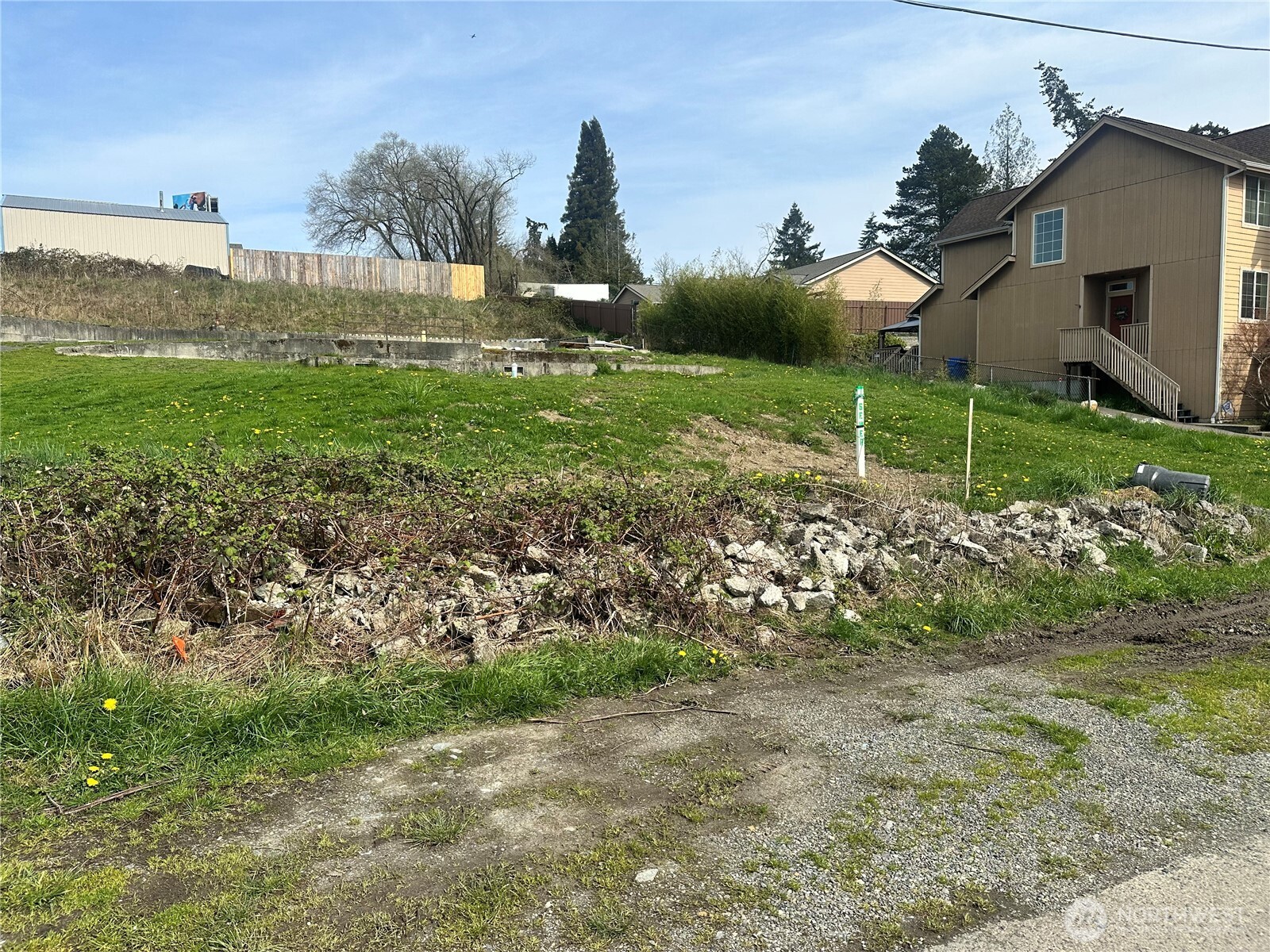 414 Comet Street Property Photo 1