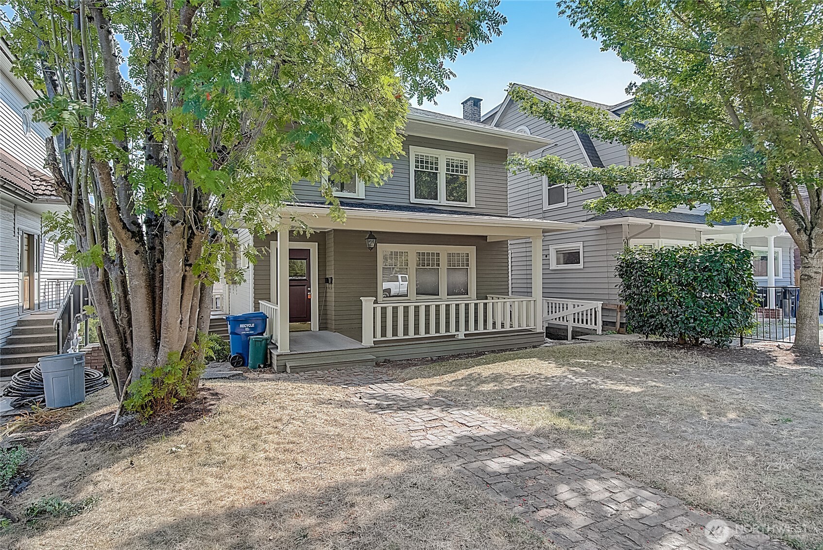 5252 19th Avenue Property Photo 1