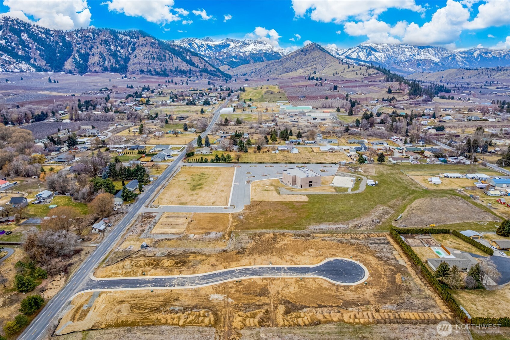 137 Fruitful Pl Property Photo