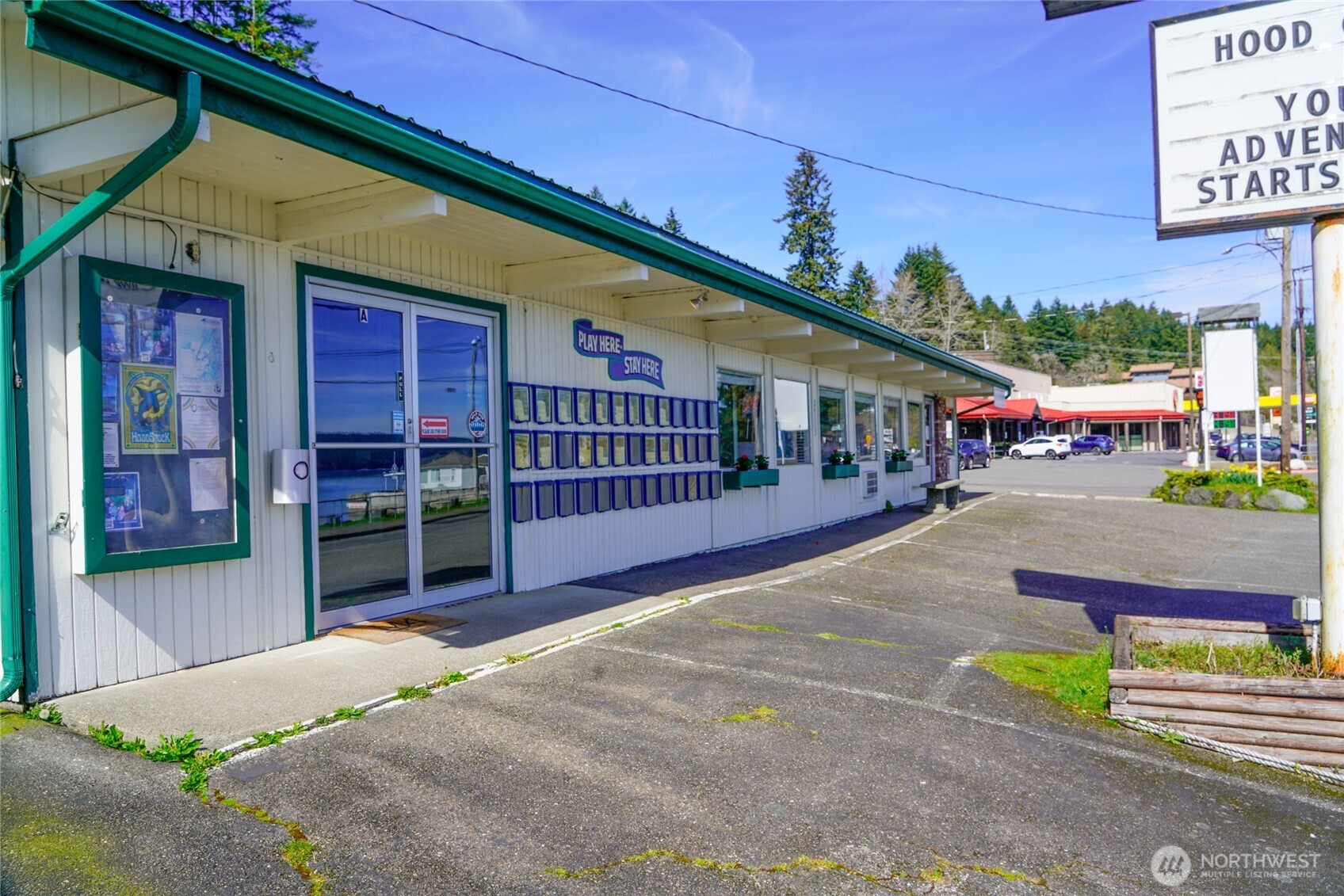 24113 N Us Highway 101 Property Photo 2