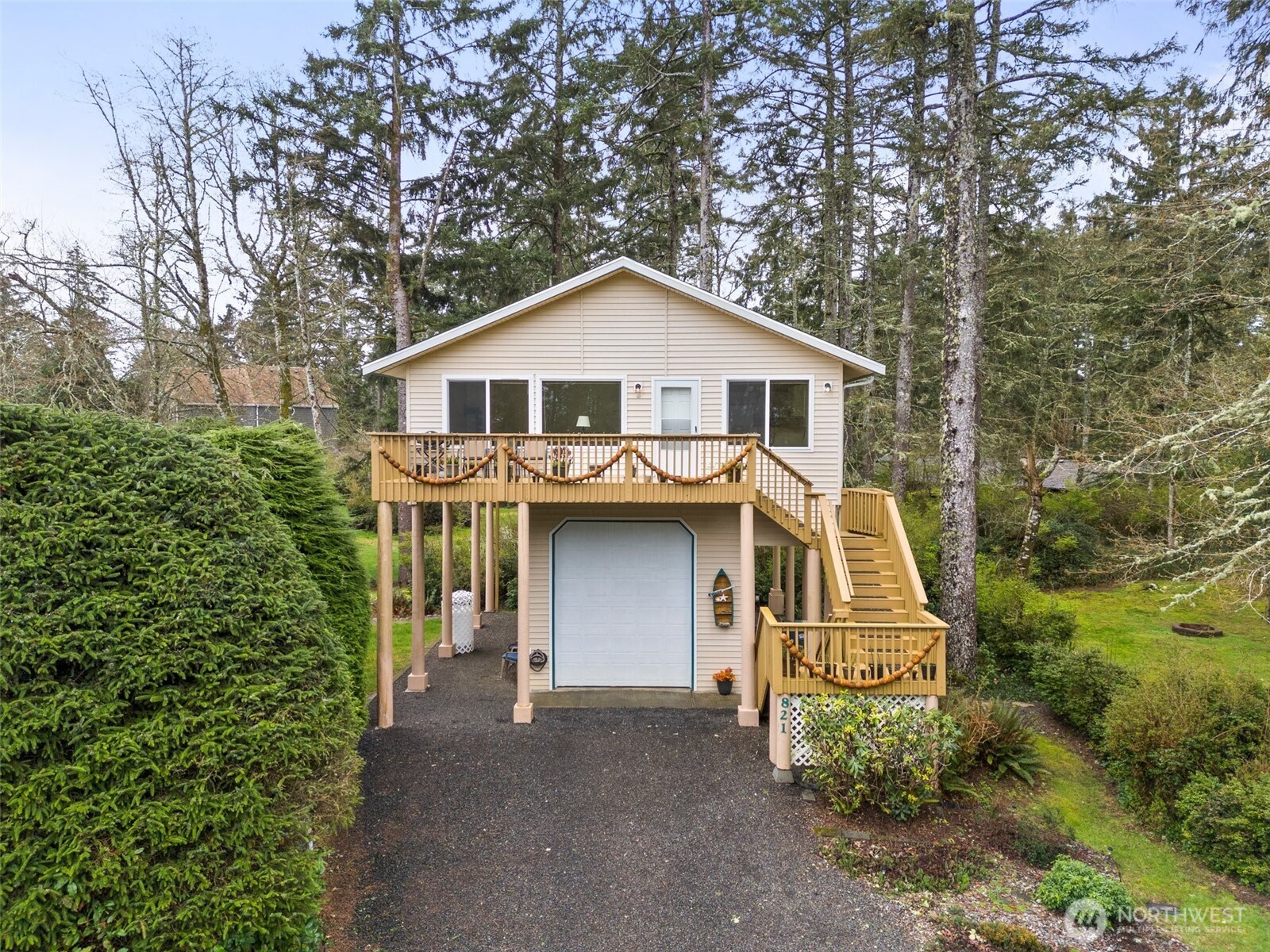 821 Ketch Court Property Photo 1