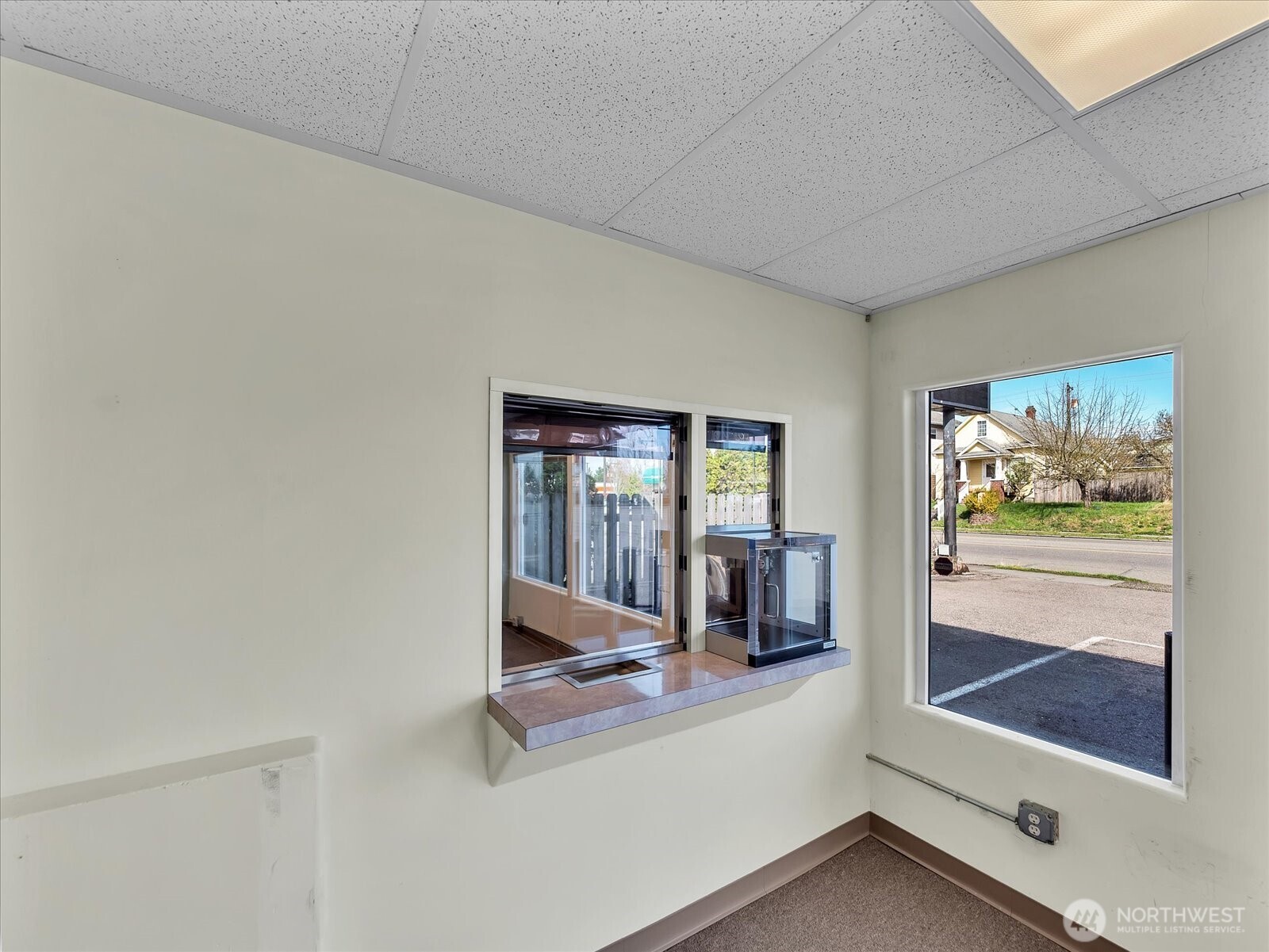 3710 6th Avenue Property Photo 5