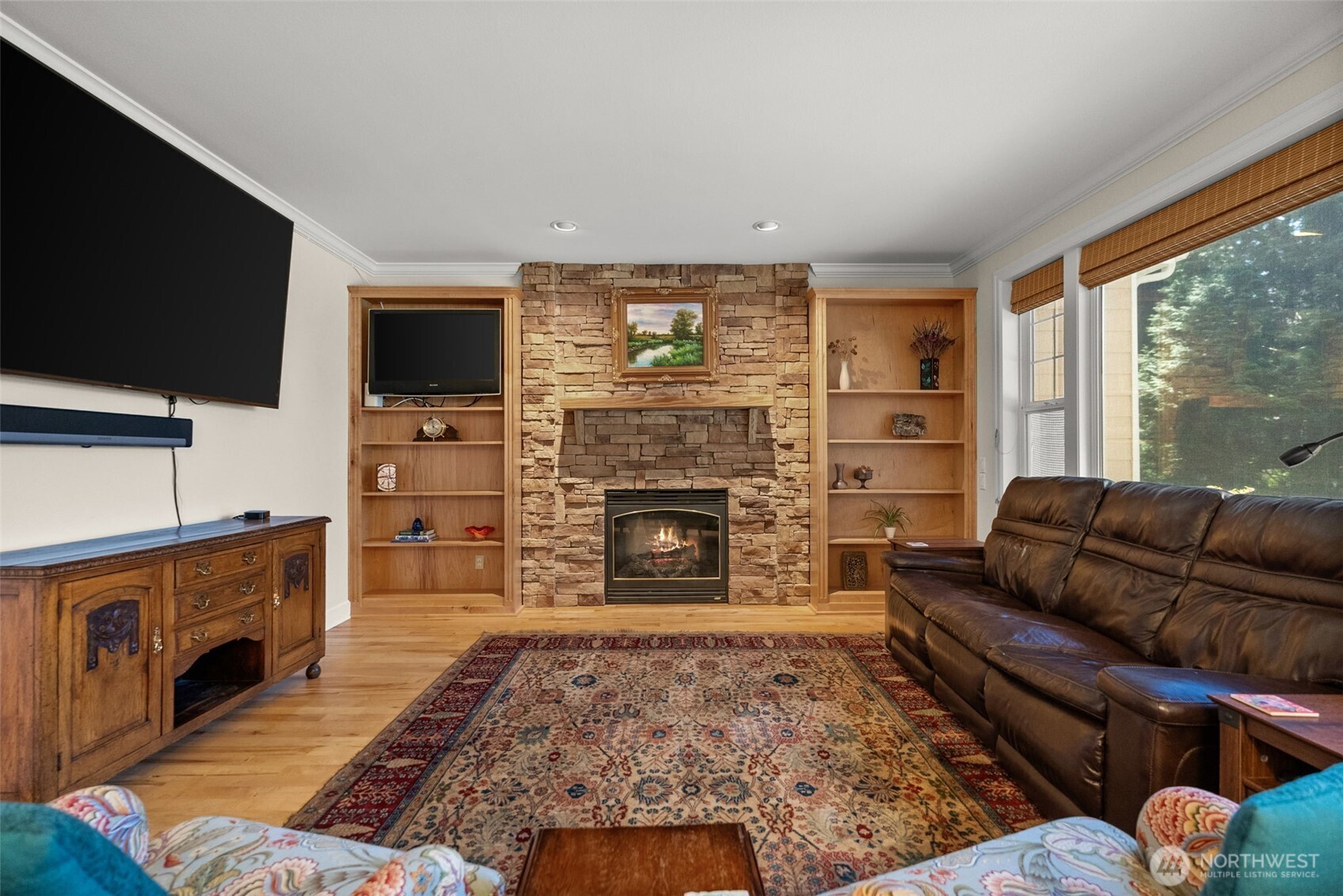 555 Hyak Drive Property Photo 13