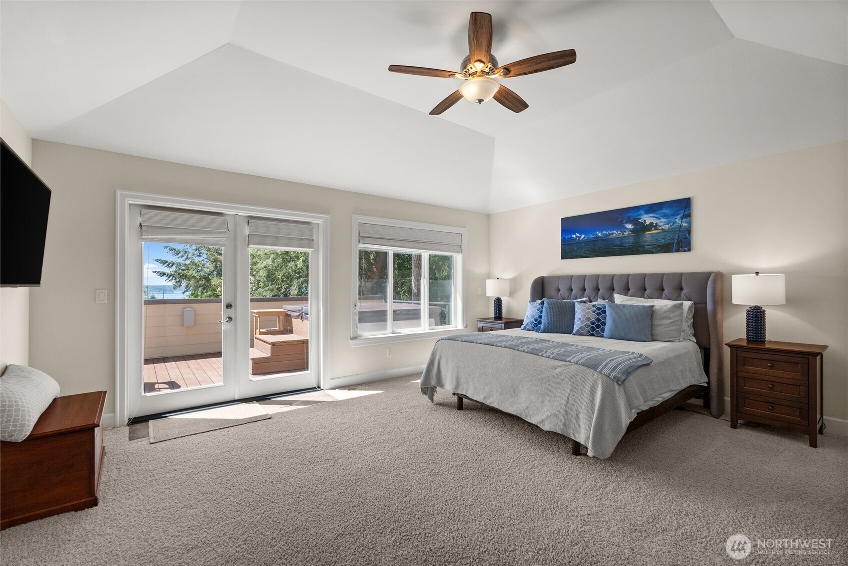 555 Hyak Drive Property Photo 22