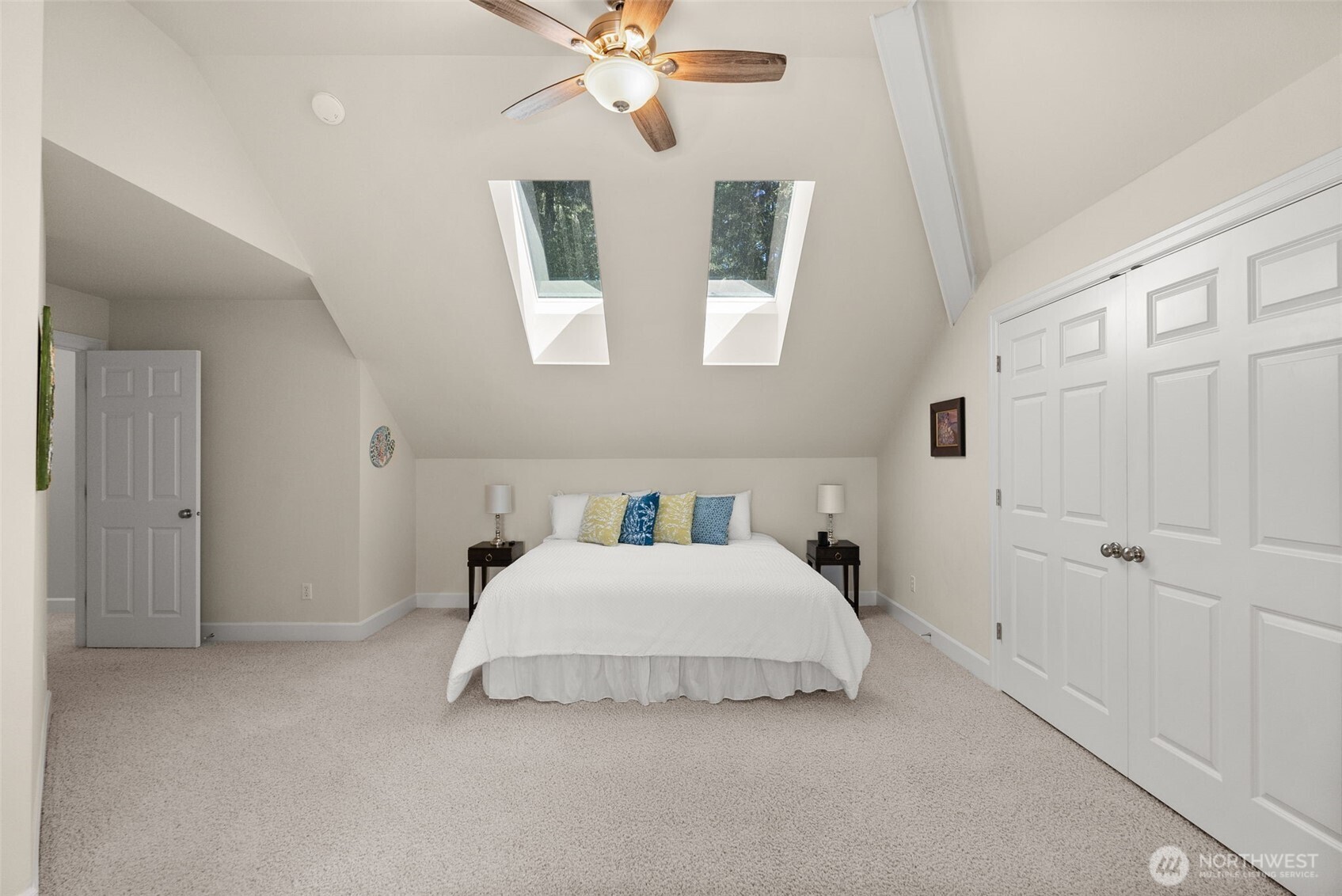 555 Hyak Drive Property Photo 26