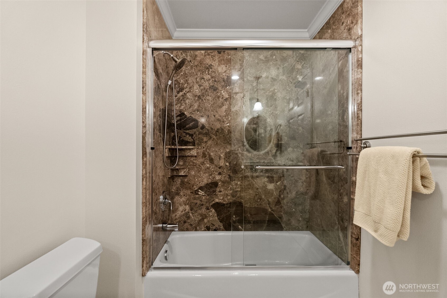 555 Hyak Drive Property Photo 30