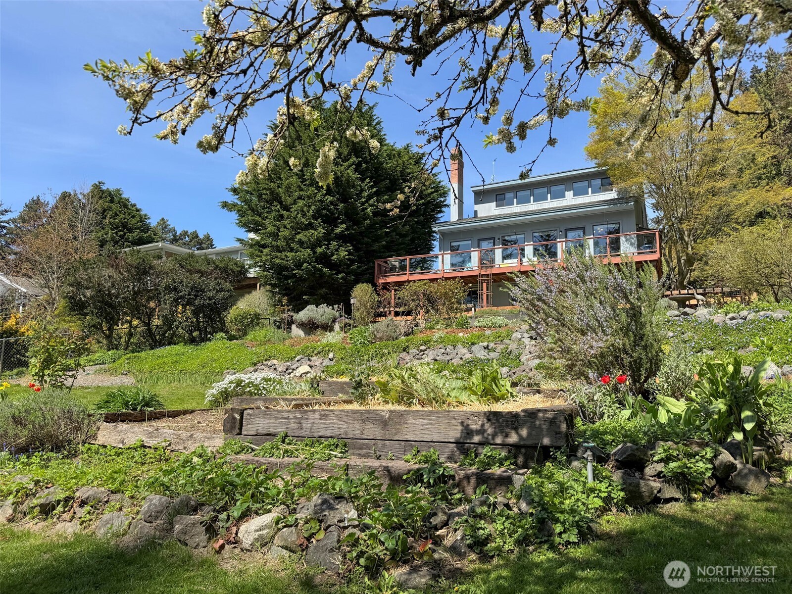 120 Bayview Lane Property Photo 1