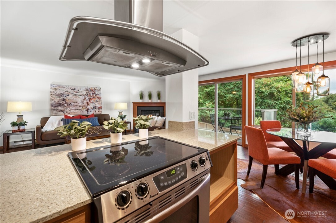 1730 Taylor Avenue 209 Property Photo 4