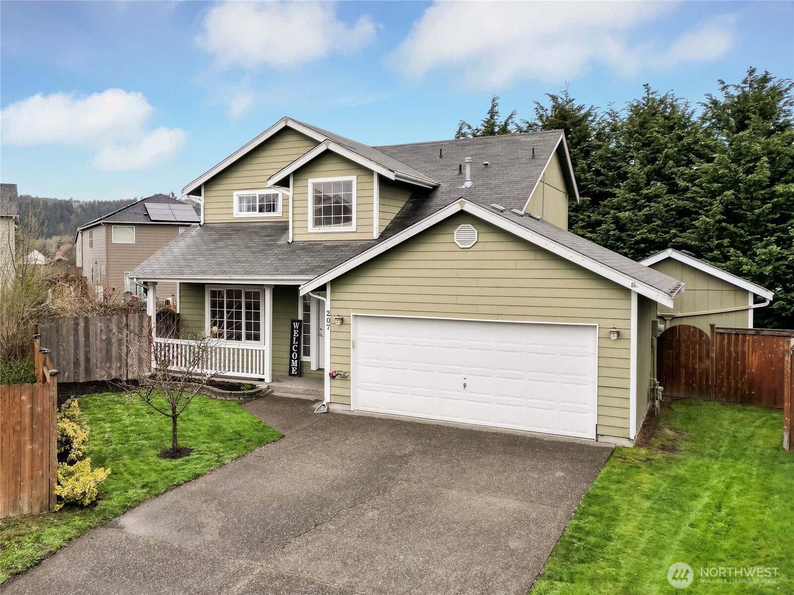 207 Icey Street Property Photo